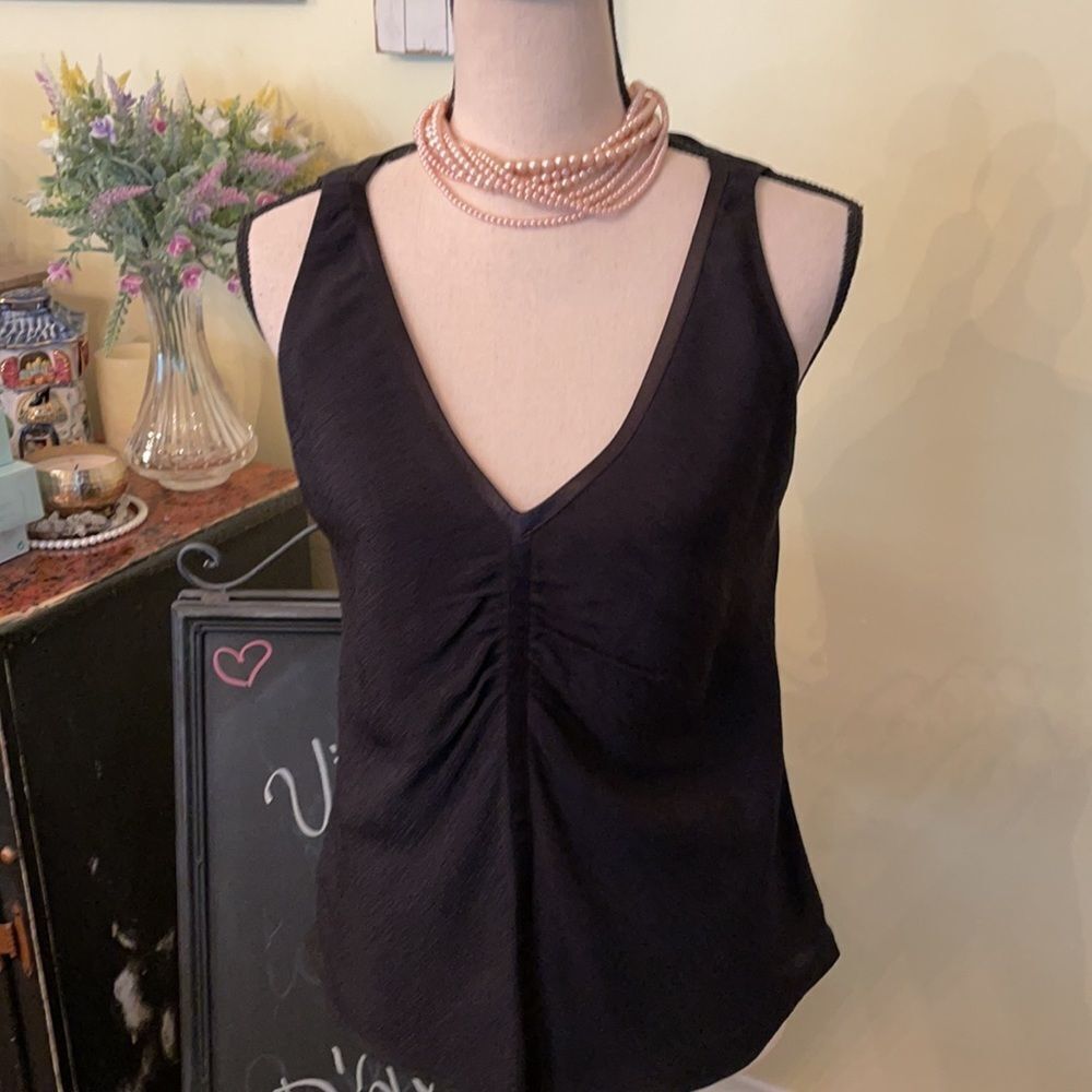 Ellen Tracy 💯 silk Sz 6 Tuxedo Striped Top